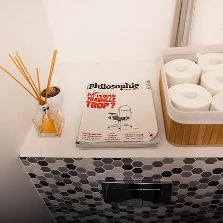 Charming 2 Bedroom Apartment, Free Parking Daire